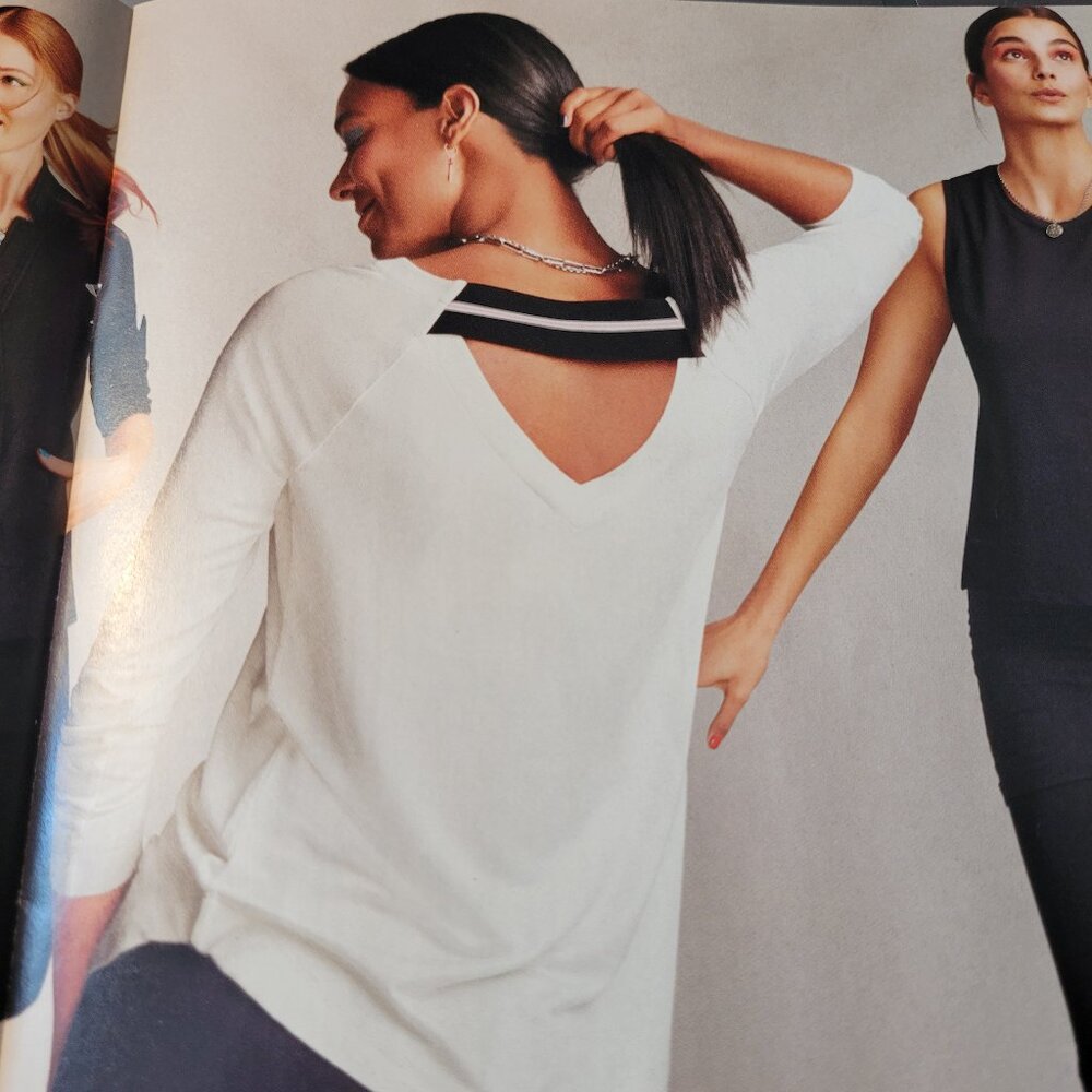 CAbi Center Sweatshirt #5555  Size Small